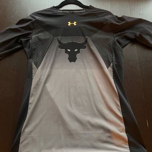 Men’s Under Armor 3/4 Sleeve workout shirt (The Rock Collection)